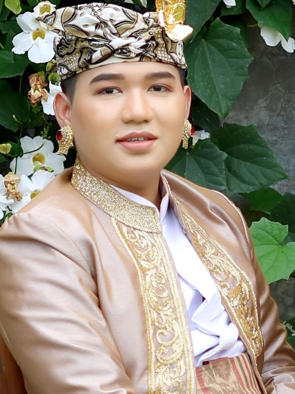 Mepandes Keluarga Made Guna
