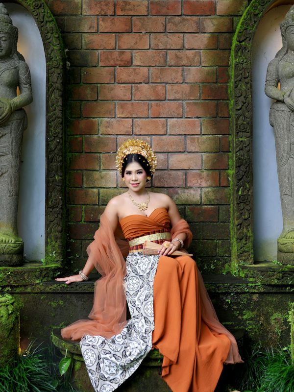 Mepandes Keluarga Made Guna