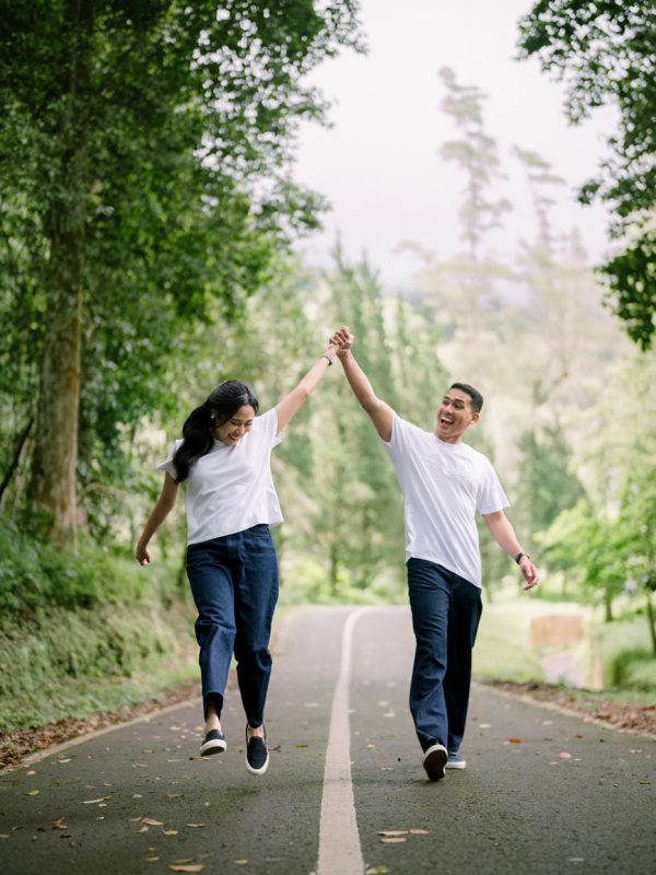Jezzuvo & Dewi